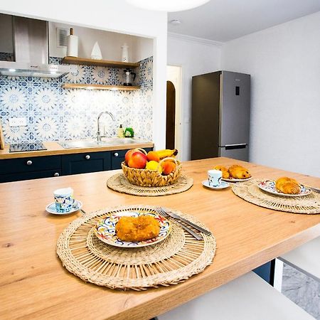 Romantic Sea View Studio, Steps Away From The Beach Antibes Exterior foto